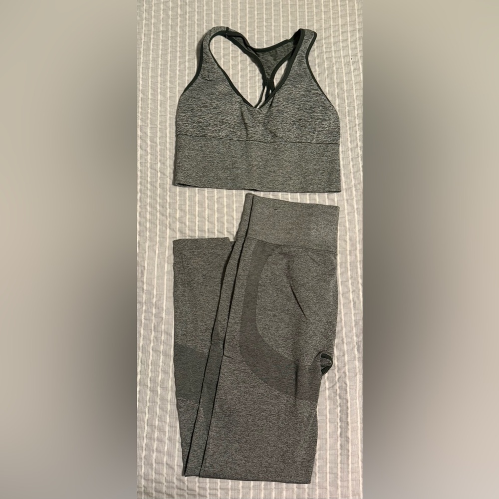VS PINK Olive Green High-Waisted Yoga Set with Long Line Sports Bra